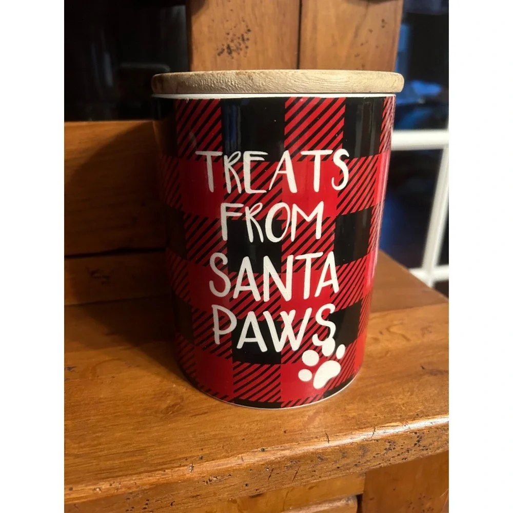 Treats from Santa Paws Plaid Ceramic Cookie Jar EUC